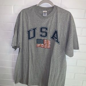 3/$25 USA XL Mens T Shirt Grey American Flag